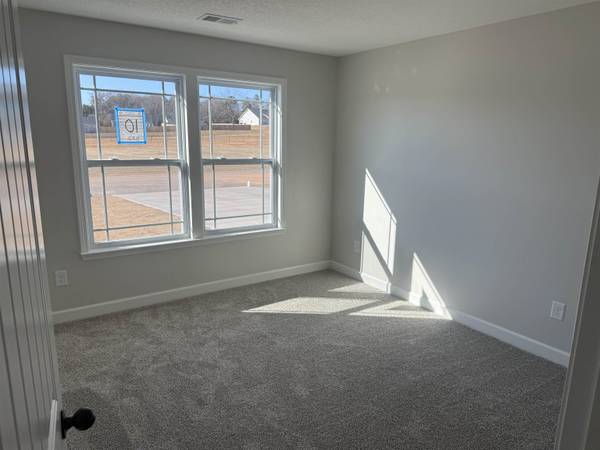 552 Adventure Isla Way, Campobello, SC 29322