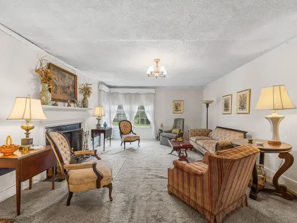 410 Allison Dr, Spartanburg, SC 29306