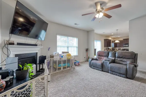 2062 Pomerol DR, Moore, SC 29369
