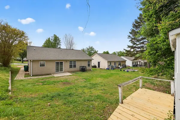 1828 Tamara WAY, Spartanburg, SC 29301