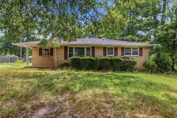123 Tucker Rd, Spartanburg, SC 29306