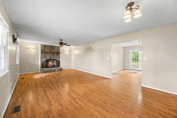148 Mulberry RD, Blacksburg, SC 29702