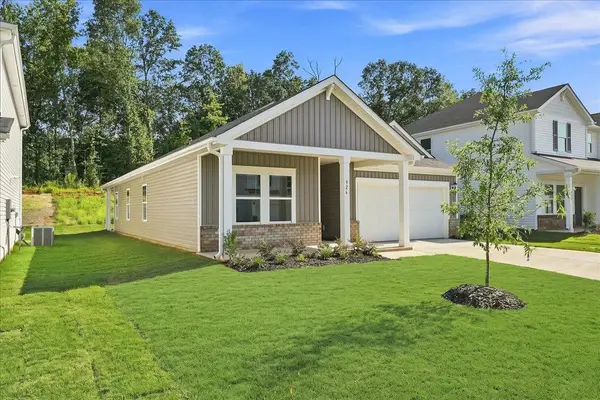 926 Rising Oak CT, Spartanburg, SC 29301