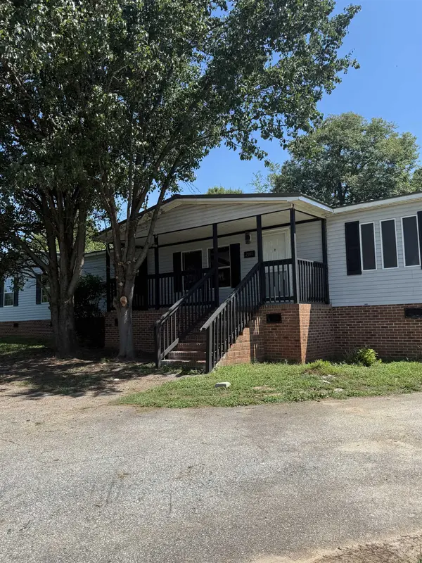 2011 Ballenger RD, Wellford, SC 29385-9380