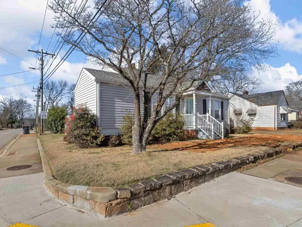 201 Perry RD, Greenville, SC 29609-3418