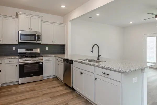 616 Farcroft TRL, Roebuck, SC 29376