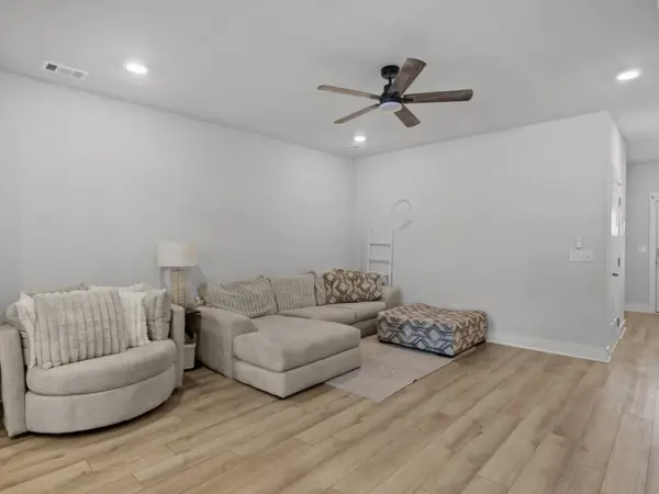 1553 Rivermeade DR, Moore, SC 29349