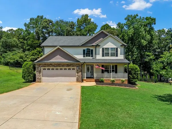 335 Laura Faye LN, Lyman, SC 29365