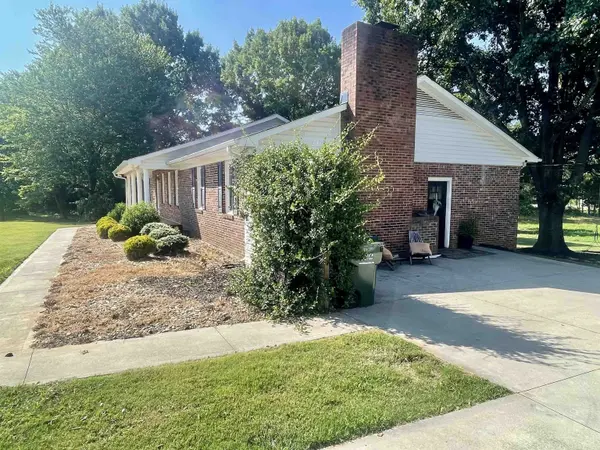 538 Burns RD, Spartanburg, SC 29307