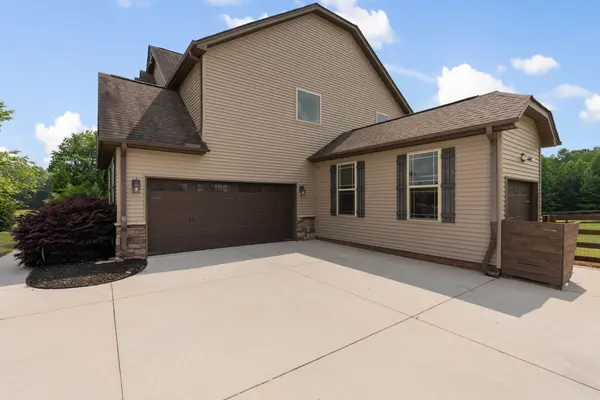 26 Fancy LN, Travelers Rest, SC 29690