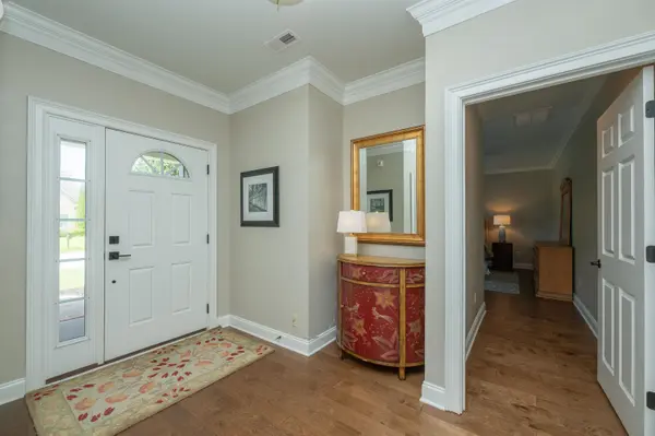 1 Laurel Grove DR, Simpsonville, SC 29681