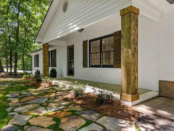 101 Wildwood LN, Landrum, SC 29356