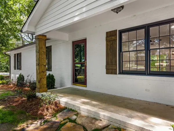 101 Wildwood LN, Landrum, SC 29356