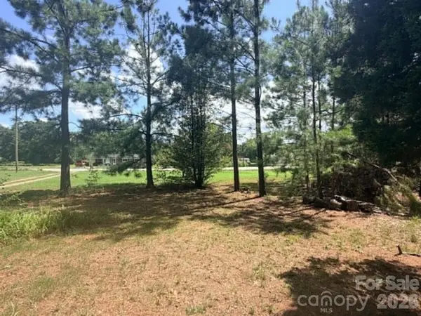 1663 Harris Henrietta RD, Forest City, NC 28043