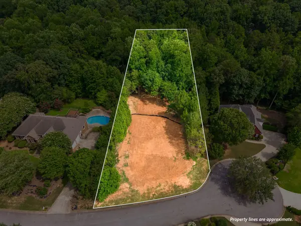 223 Hillsboro TRCE, Spartanburg, SC 29301