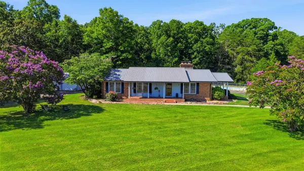 828 Ferry RD, Forest City, NC 28043