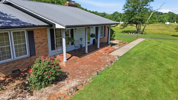 828 Ferry RD, Forest City, NC 28043