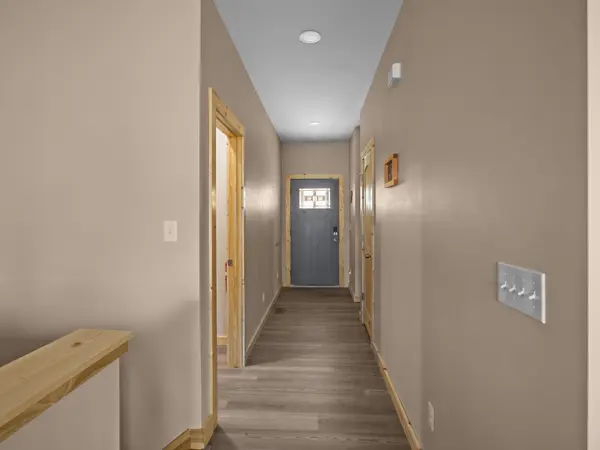 225 Aurora LN, Tryon, NC 28782-3742