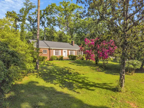 300 Rivermont DR, Spartanburg, SC 29302