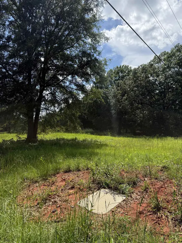 1195 Nazareth RD, Spartanburg, SC 29301