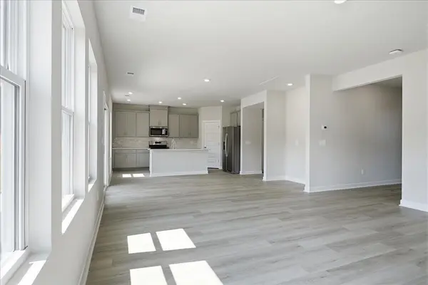 102 Swan Grove TRL, Fountain Inn, SC 29644