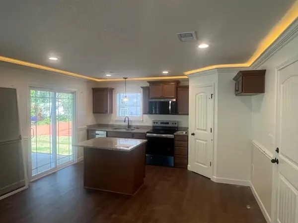1172 Cleve Gosnell LN, Spartanburg, SC 29303