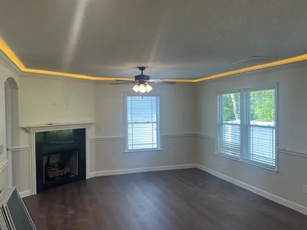 1172 Cleve Gosnell LN, Spartanburg, SC 29303