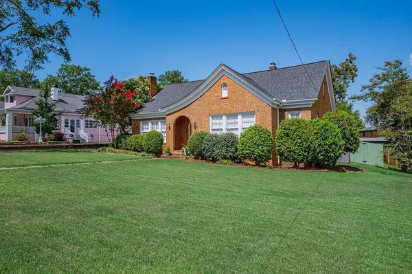 6 Oakland AVE, Inman, SC 29349