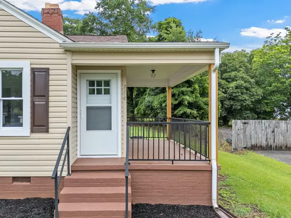 714 Holmes ST, Gaffney, SC 29341