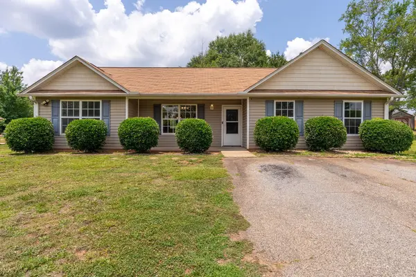 366 Edwards RD, Duncan, SC 29365