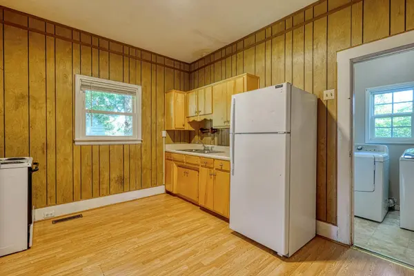 8120 2nd ST, Boiling Springs, SC 29316