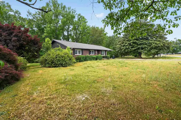 1008 Fairfield Dr, Anderson, SC 29621