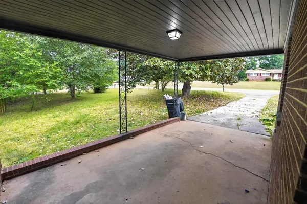 1008 Fairfield Dr, Anderson, SC 29621
