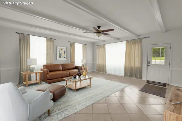 16 Farmington TRL, Travelers Rest, SC 29690