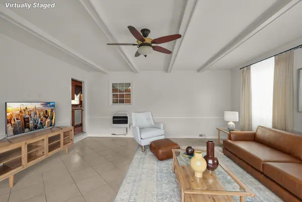 16 Farmington TRL, Travelers Rest, SC 29690