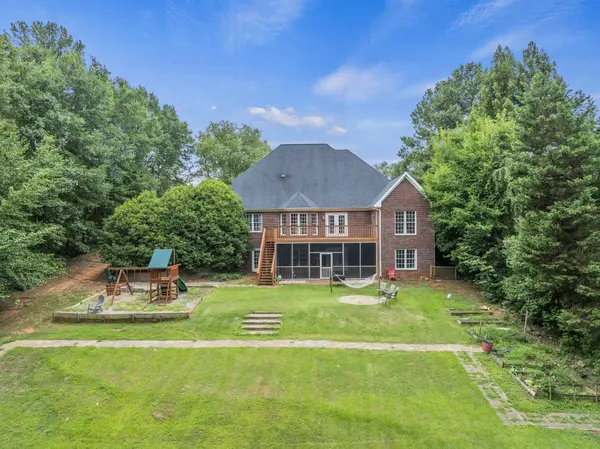 335 Benford DR, Boiling Springs, SC 29316