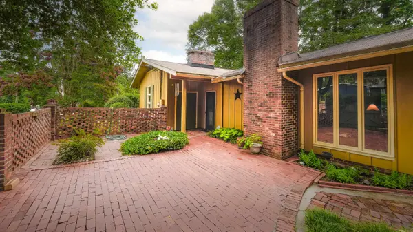 500 Richbourgh RD, Greenville, SC 29615