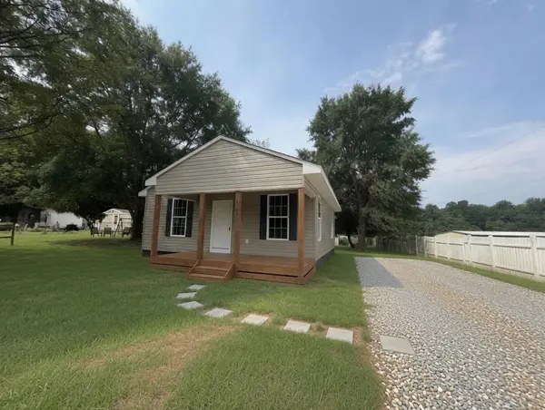 98 Blackstock RD, Inman, SC 29349