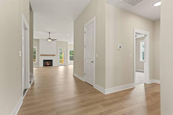 25 Greenbriar LN, Woodruff, SC 29388