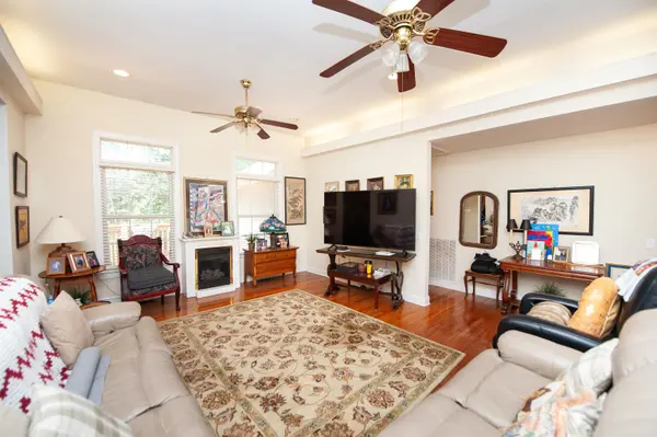 667 Shadow Dance LN, Boiling Springs, SC 29316