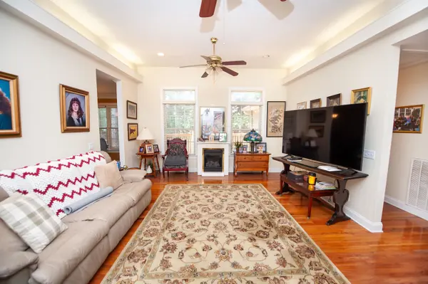 667 Shadow Dance LN, Boiling Springs, SC 29316