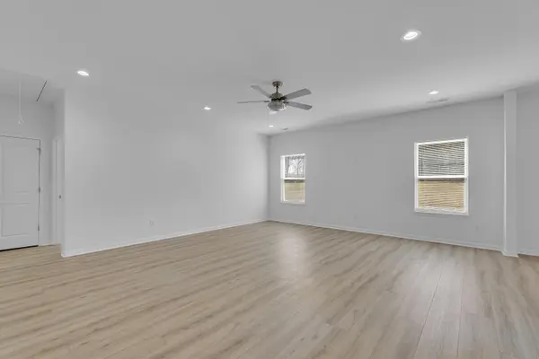 556 Sand Clay RD, Chesnee, SC 29323