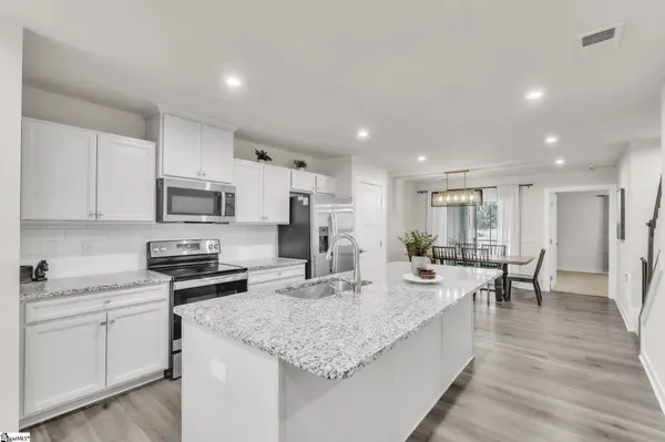 332 Kensley DR, Greenville, SC 29617