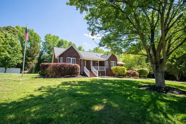 109 Cameron LN, Gaffney, SC 29341