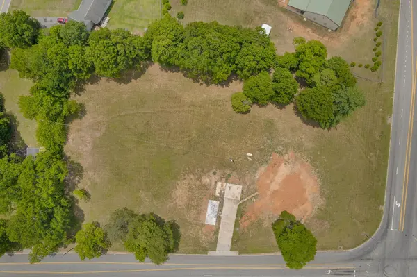 601 Lyman RD, Inman, SC 29349