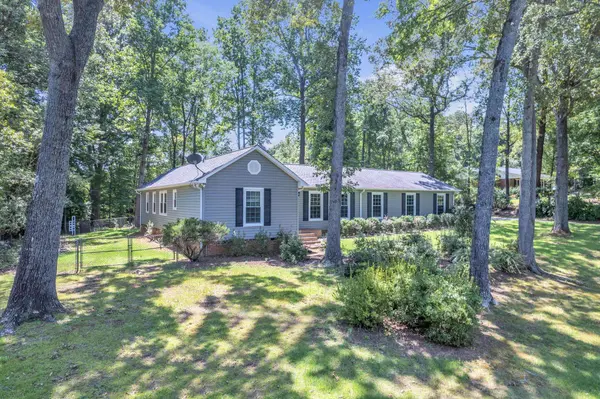 180 Winchester DR, Roebuck, SC 29376