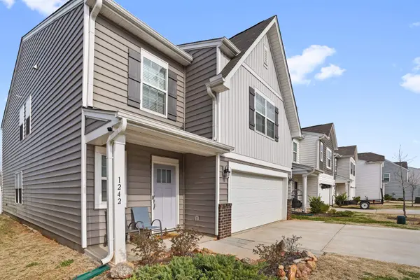 1242 Kilead CT, Boiling Springs, SC 29316
