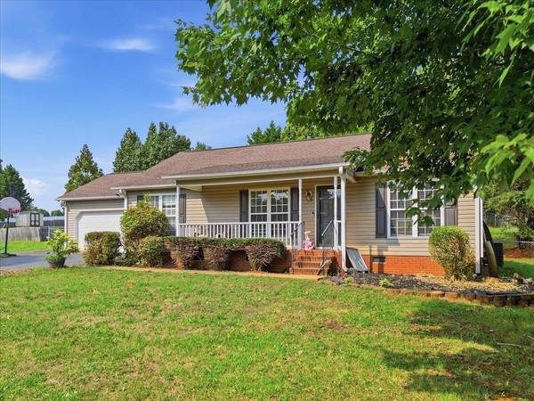 113 Beaver Creek DR, Chesnee, SC 29323