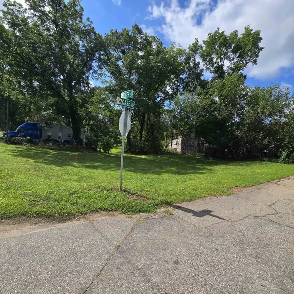 40 Adger ST, Spartanburg, SC 29301