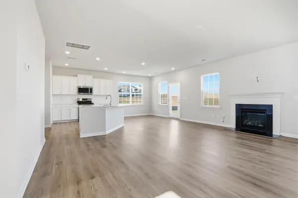 386 Old Geyser RD, Boiling Springs, SC 29316